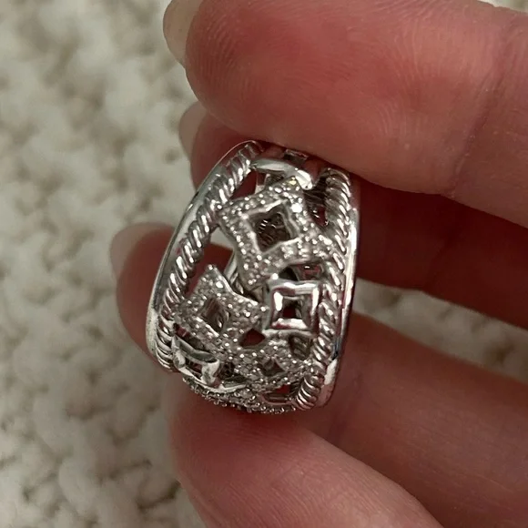 David Yurman Intricate Silver Ring - Picture 9 of 11